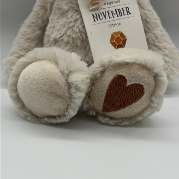 Demdaco Cream and Tan November Bear Plush - Picture 3 of 7